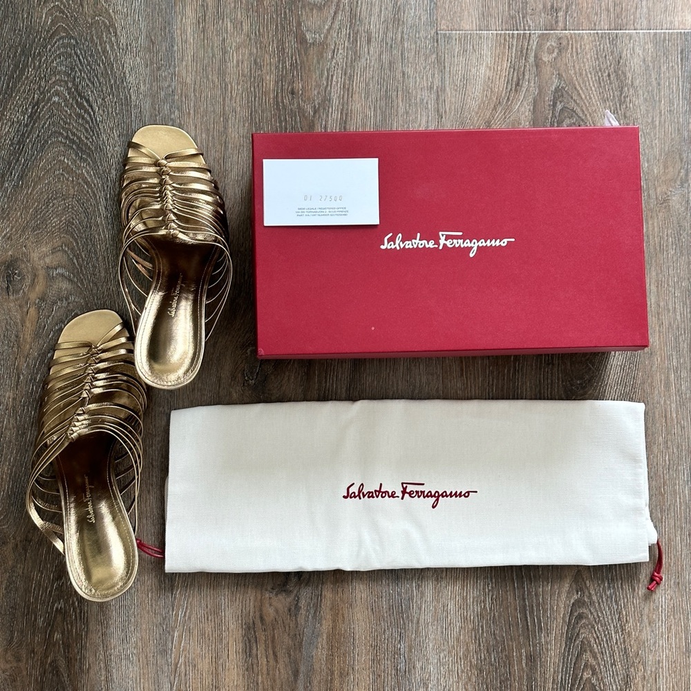 Salvatore Ferragamo Shoes - Metallic Copper/Gold